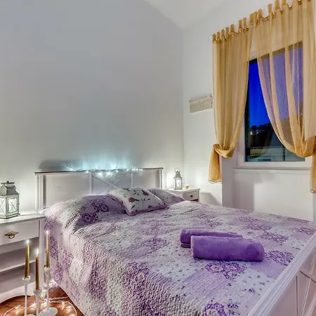 Apartament Conty